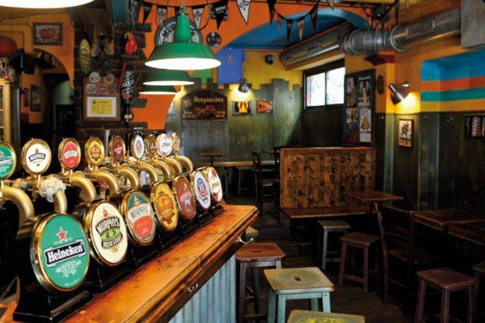 The Joshua Tree Pub Florence Nightlife Review 10Best Experts and