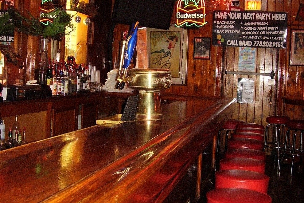 Burwood Tap Chicago Nightlife Review 10Best Experts and Tourist Reviews