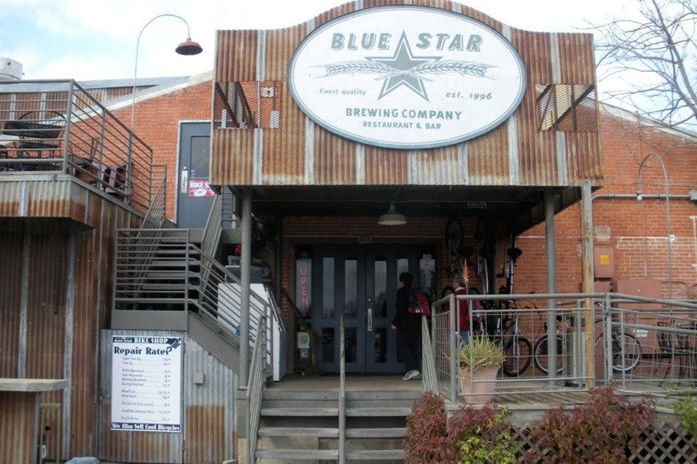 Blue Star Brewing Company Restaurant & Bar: San Antonio Nightlife