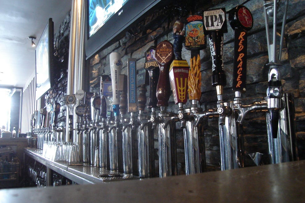 Vancouver Brew Pubs and Microbreweries 10Best Microbrewery Reviews