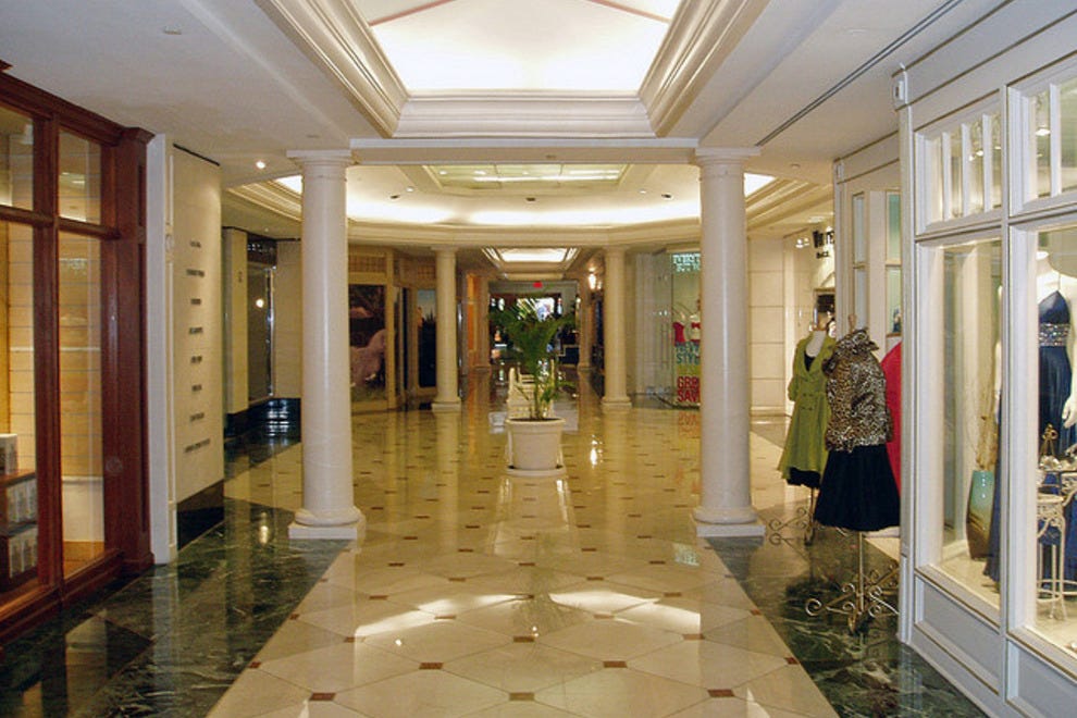 Clothing stores charleston sc. Clothing stores online