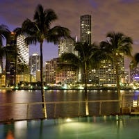 azulPool_skyline_view-1.JPG