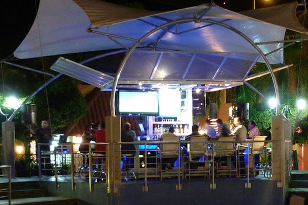 Aruba Bars, Pubs 10Best Bar, Pub Reviews