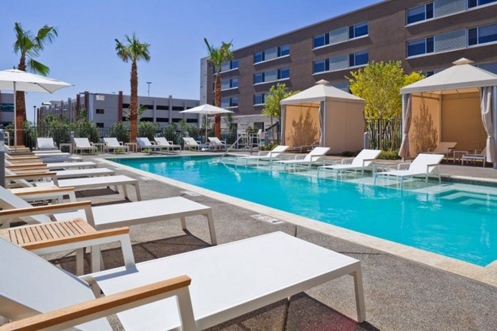 Las Vegas Pet Friendly Hotels in Las Vegas, NV Pet Friendly Hotel