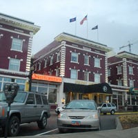 10Best Article New and Noteworthy Hotel Peery.jpg