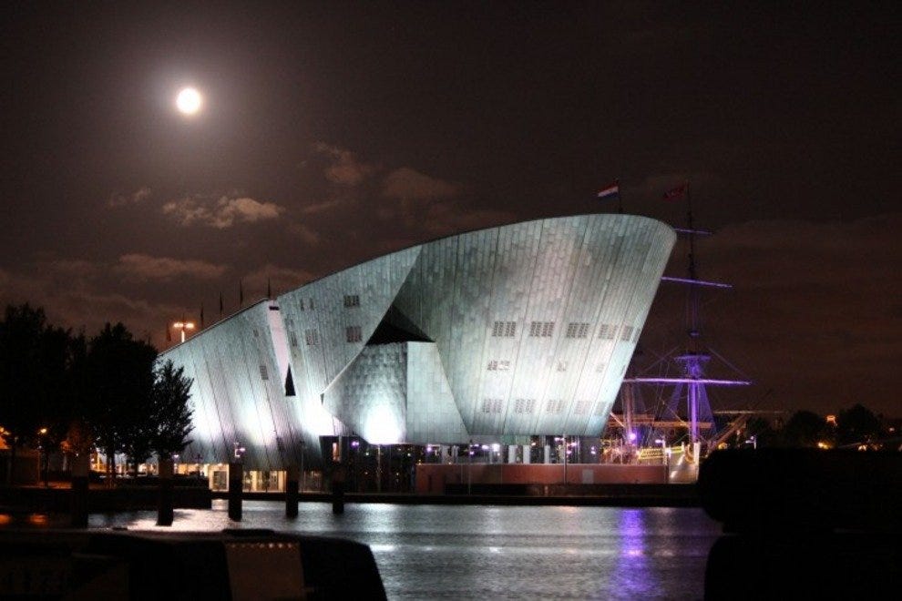 Amsterdam Museum Night Allows Visitors To Explore After Dark