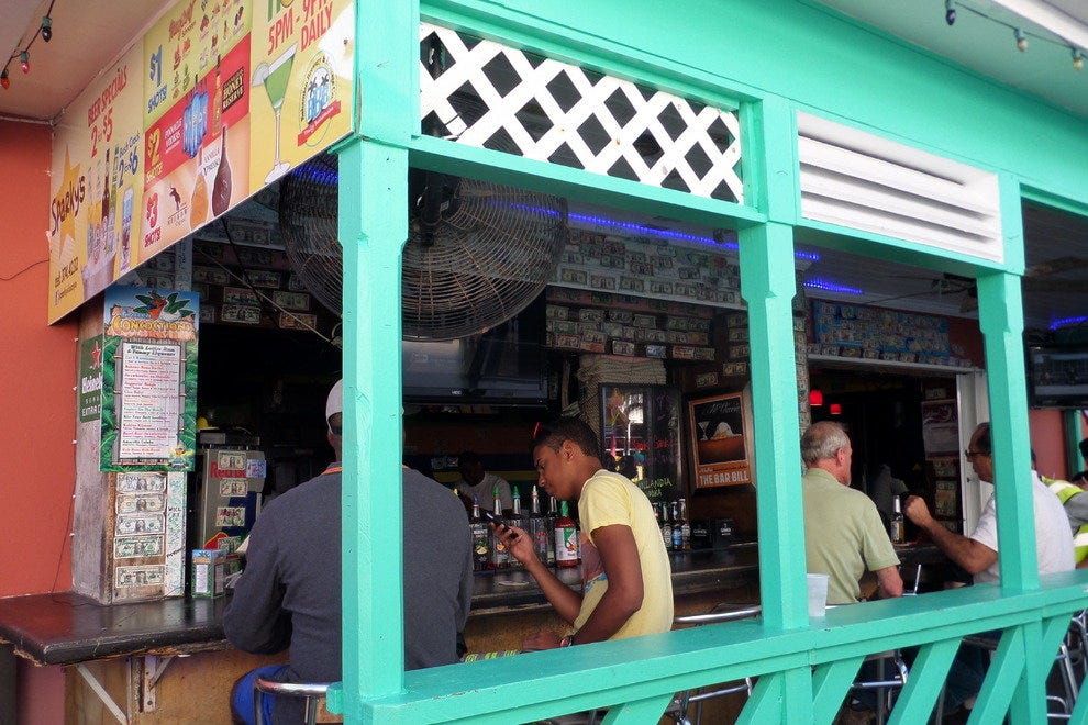 Grand Bahama Island's Best Nightlife Nightlife in Nassau