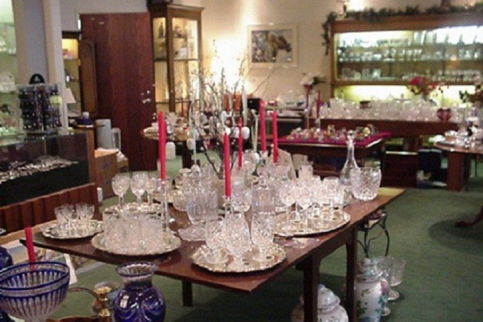 Lexington Shopping Shopping Reviews by 10Best