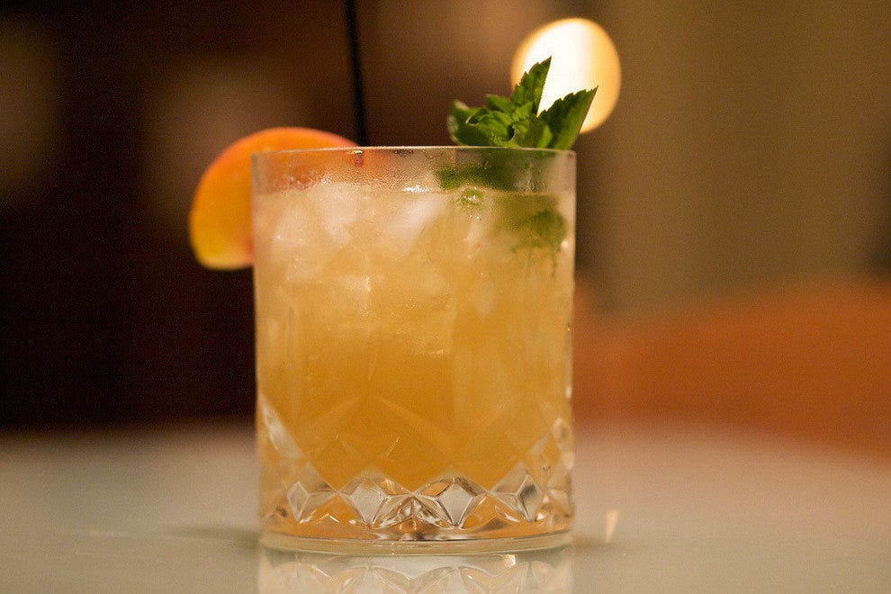 Toronto Cocktail Lounges 10Best Lounge Reviews