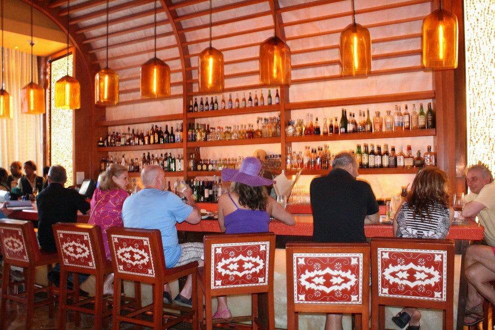 Nassau Restaurants: Restaurant Reviews by 10Best