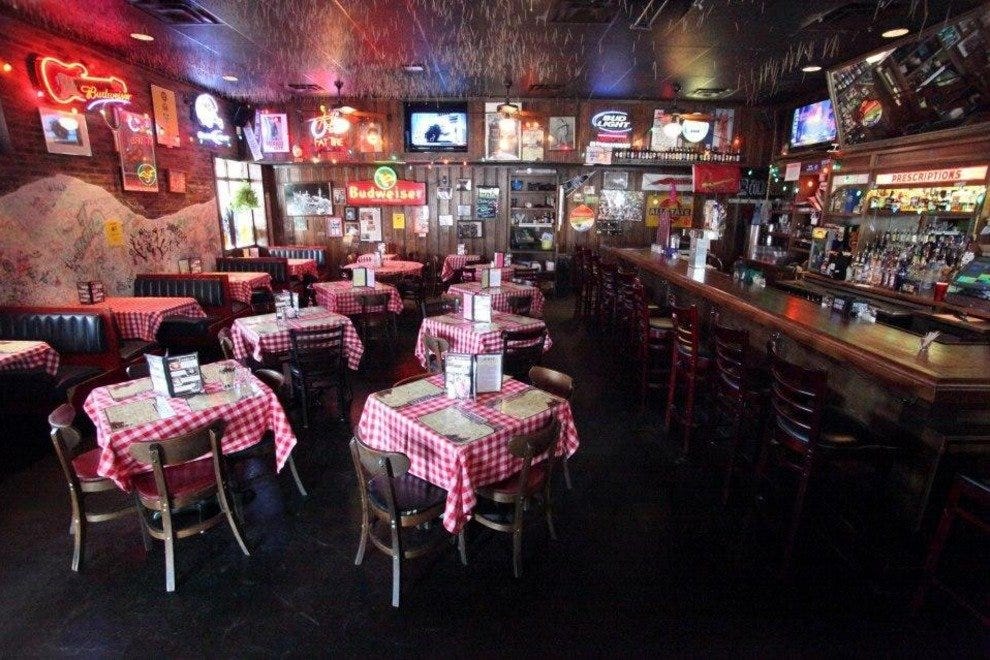 Huey's Memphis Restaurants Review 10Best Experts and Tourist Reviews