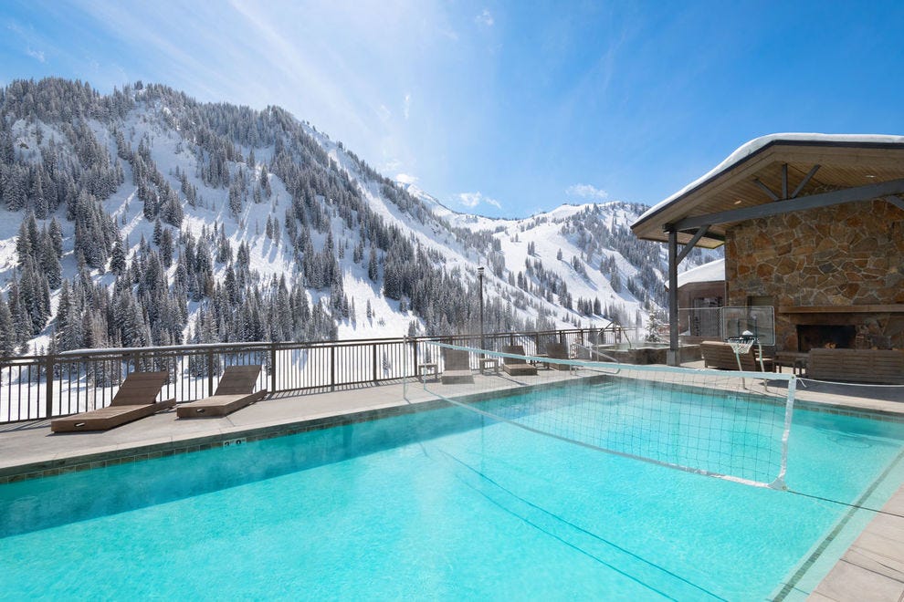 Snowpine Lodge