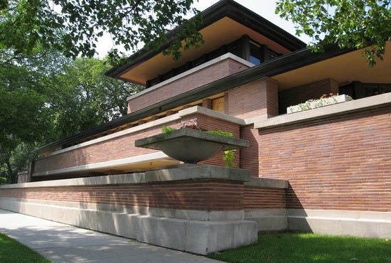 Frank Lloyd Wright Home and Studio in Chicago offering home tours.