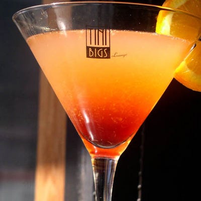 Tini Bigs Lounge makes for some of the best nightlife in Seattle, WA
