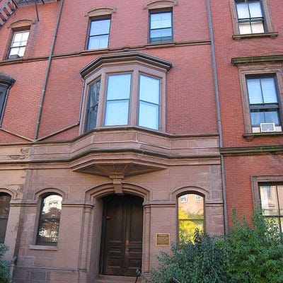 450px-Gibson_House_Museum%252C_Boston%252C_MA_-_front_facade