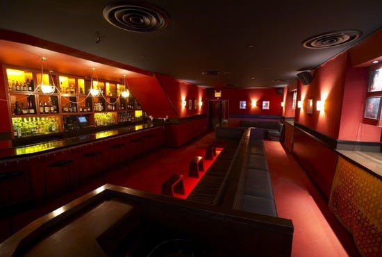 laughlounge1