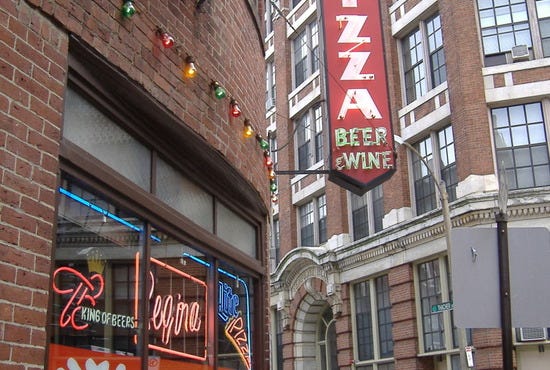 pizzeria_regina_north_end_boston