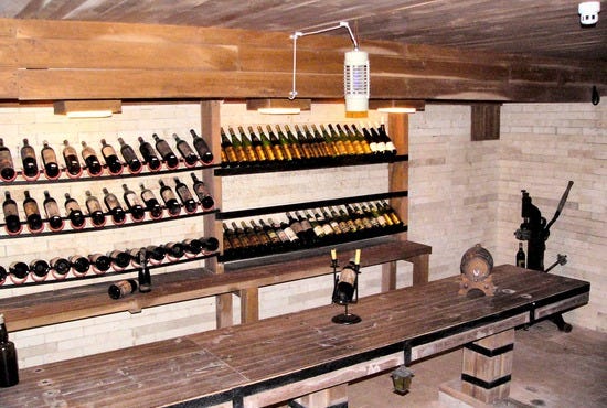 Euxinograd_-_wine_bar