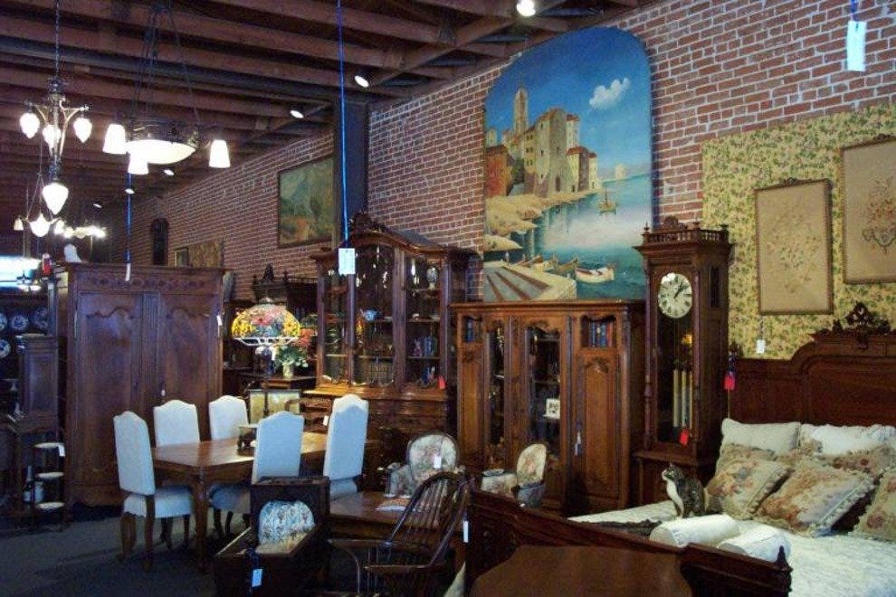 Old Towne Orange Historical Plaza District Orange County Shopping