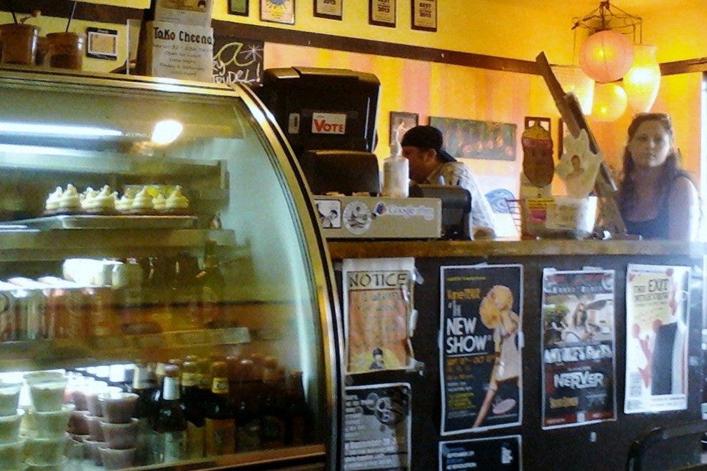 Late Night Restaurants In Orlando Pom S Teahouse Sandwicheria