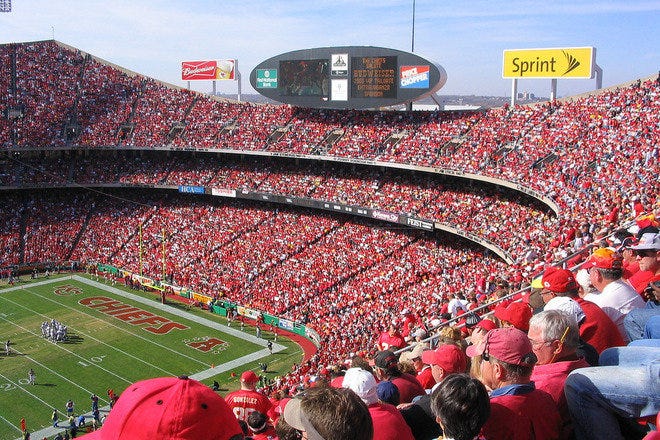 NFL Kansas City Chiefs Arrowhead Stadium Loudest in the World 8 X 10 Photo  Pic