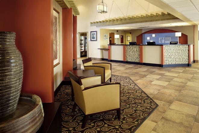 Holiday Inn Express Hotel Suites Scottsdale Old Town