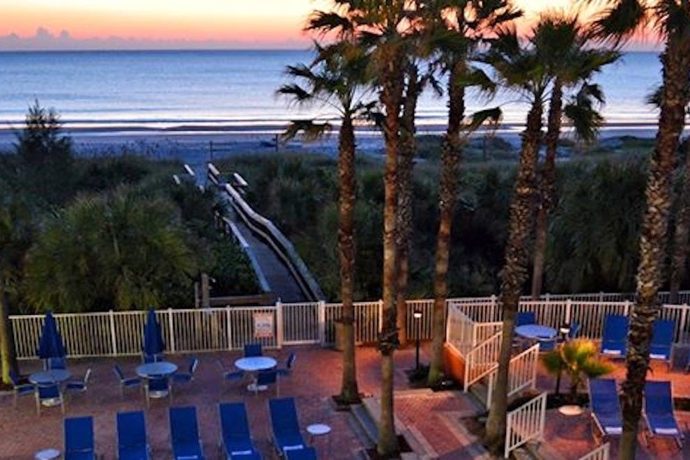 Doubletree By Hilton Cocoa Beach Oceanfront E Coast Hotels Doubletree By Hilton Cocoa Beach Oceanfront