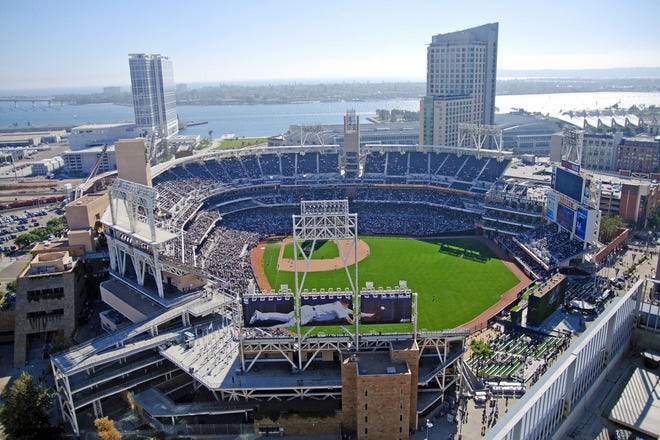 10Best Hotels for Baseball Fanatics To Bunk Up In