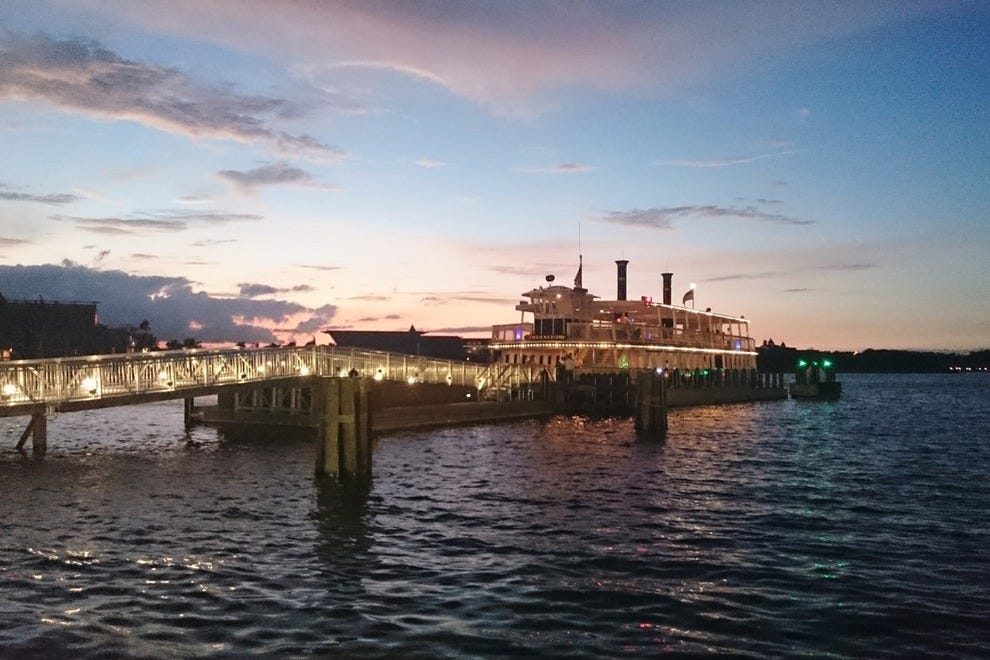 FerryTale Wishes This 'Fireworks Dessert Cruise' Makes a Sweet Ride