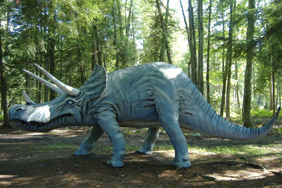 You Have To See These 10 Roadside Attractions In Michigan