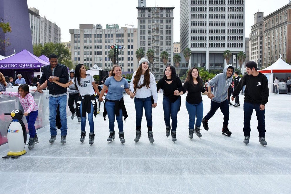 Holiday Ice Rink Pershing Square – SBYZ