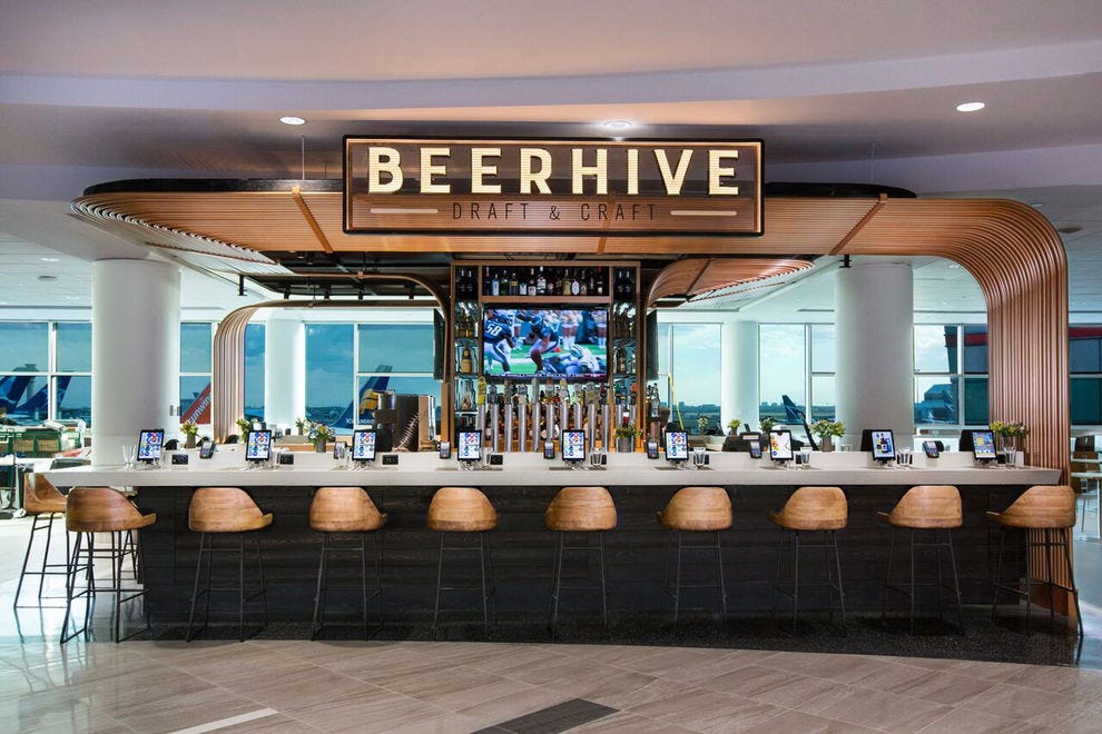 Best Airport Bar Winners 2018 10best Readers Choice Travel Awards