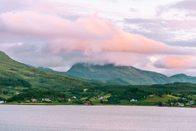 10 Things to Love about the Midnight Sun : Nordic Visitor