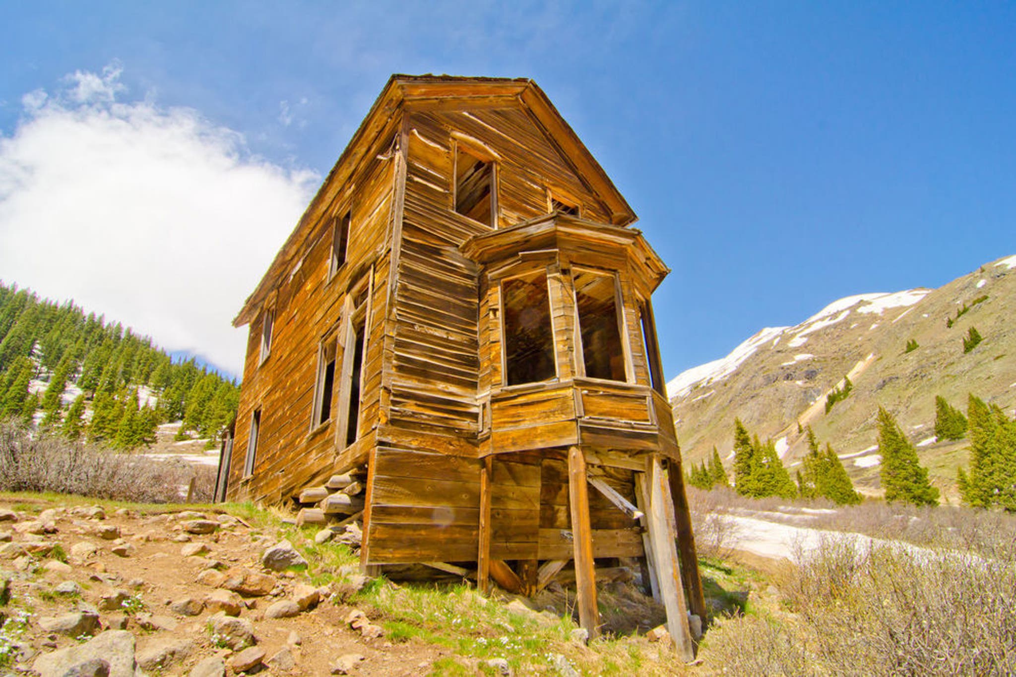 10 ghost towns you need to see on a Colorado road trip