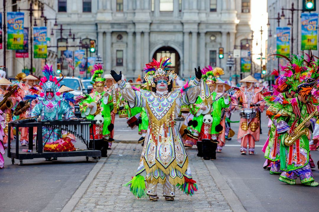 5 NYC hotels with the best views of the Macy's Thanksgiving Day Parade