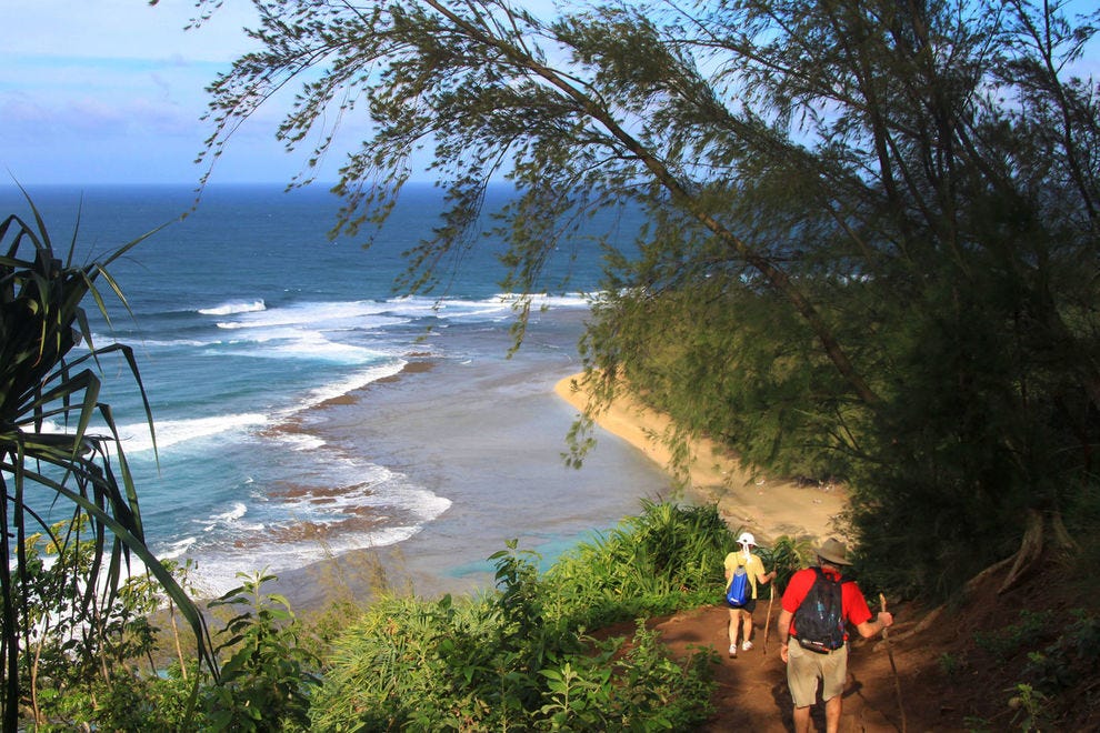 Trail towards Hanakapi'ai Beach