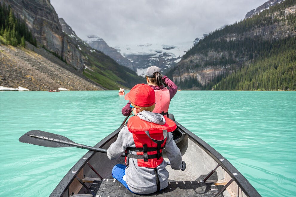 Canoë sur le lac Louise