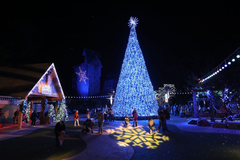 Twas Tje Mogjt Befpre Christmas Dollywood 2022 20 Fun Facts About Dollywood's Smoky Mountain Christmas