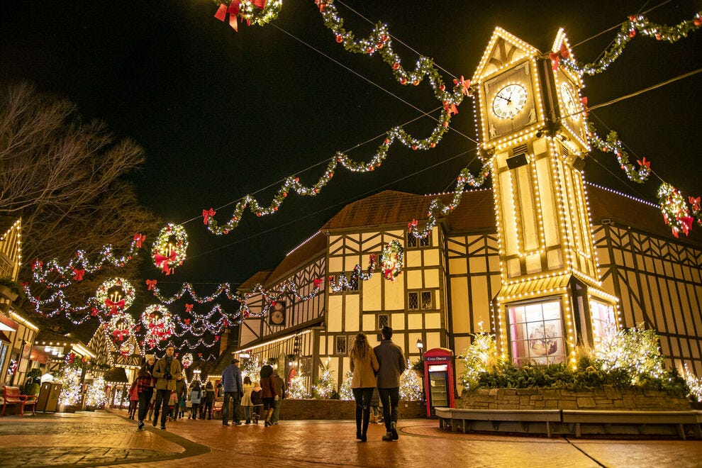 Backpacks Christmas Town Williamsburg 2022 Best Theme Park Holiday Event Winners (2021) | Usa Today 10Best