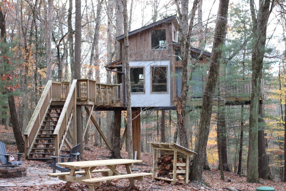 The Mohicans treehouse