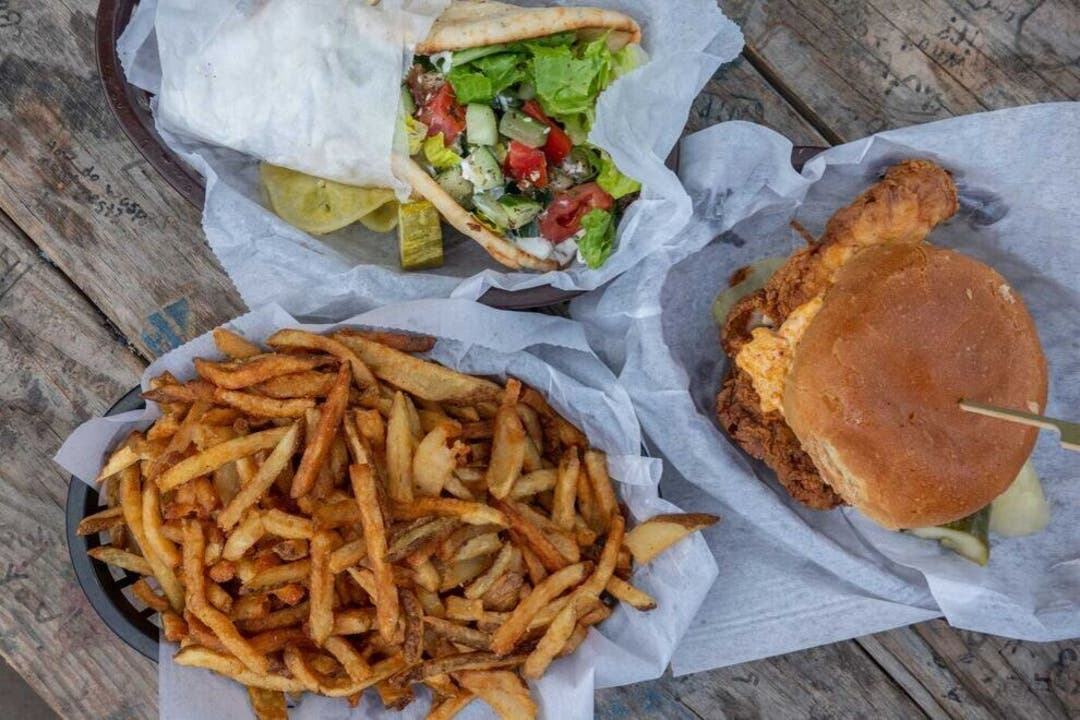North Charleston's Park Circle neighborhood dining and restaurant guide