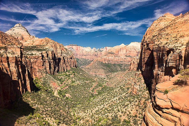 Easy walking to one of Utah's most incredible views