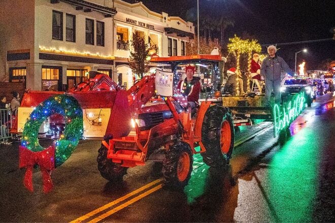 Calistoga Lighted Tractor Parade