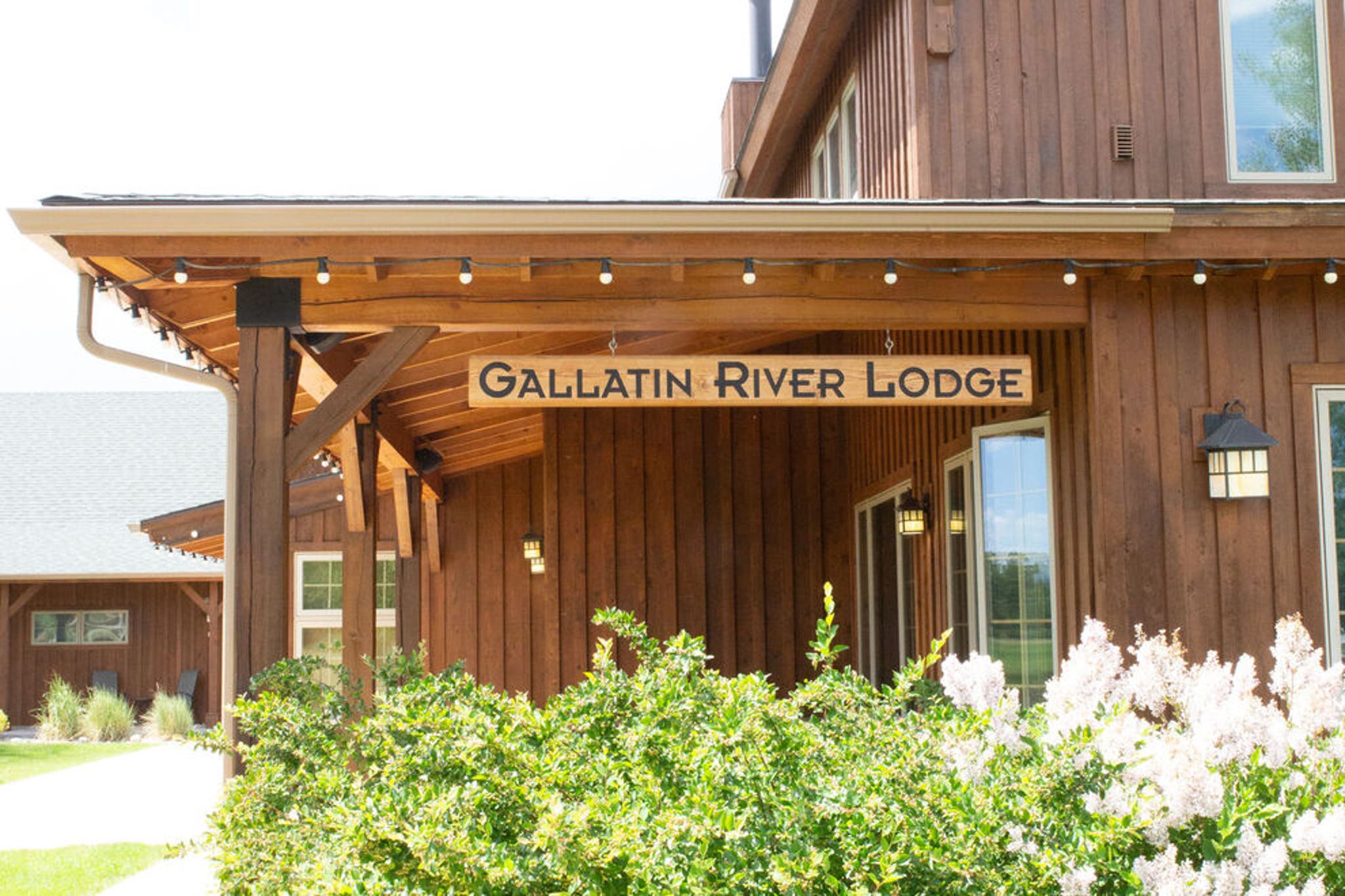 Gallatin River Lodge photo 1