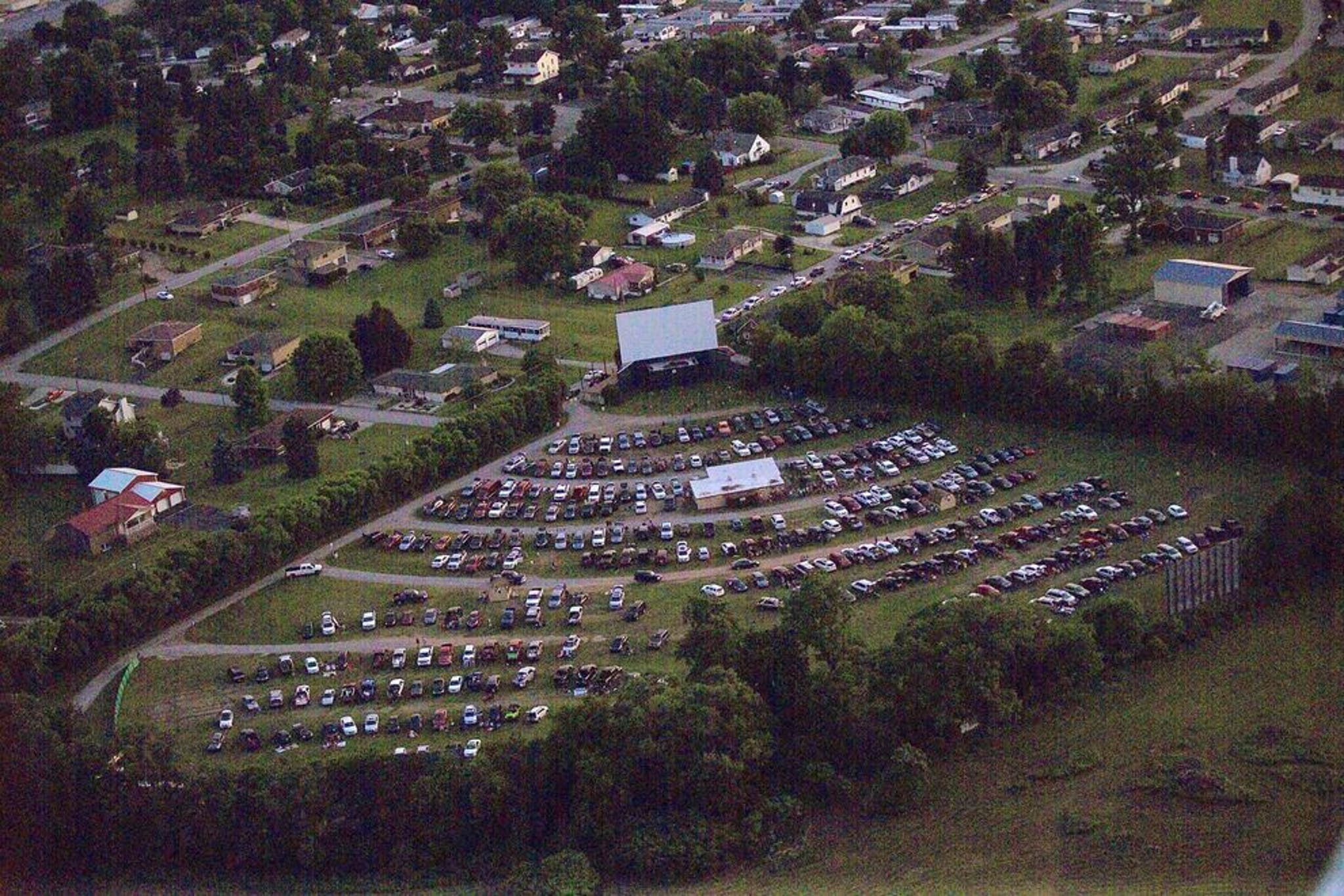 10 best drive-in theaters in the United States