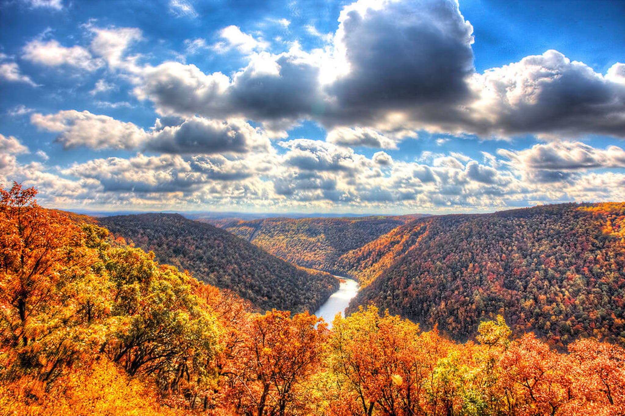 Where to see the most beautiful fall colors in the United States