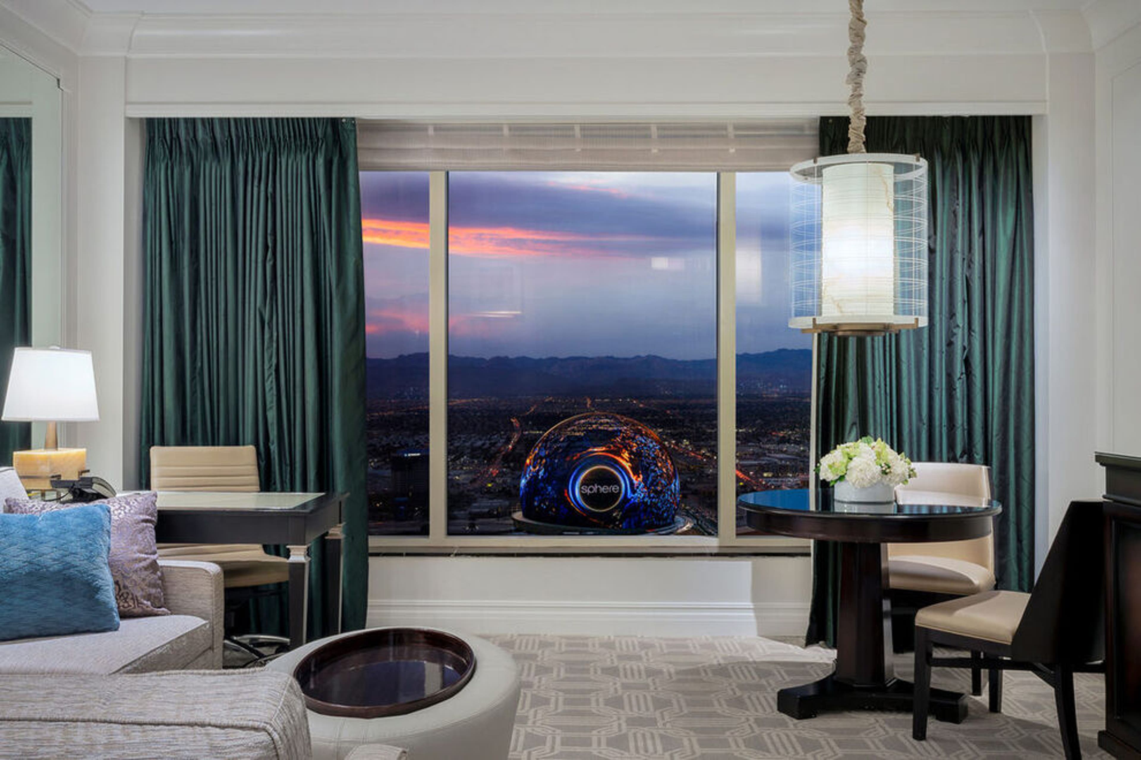 These 10 best hotels near the Sphere Las Vegas are real showstoppers