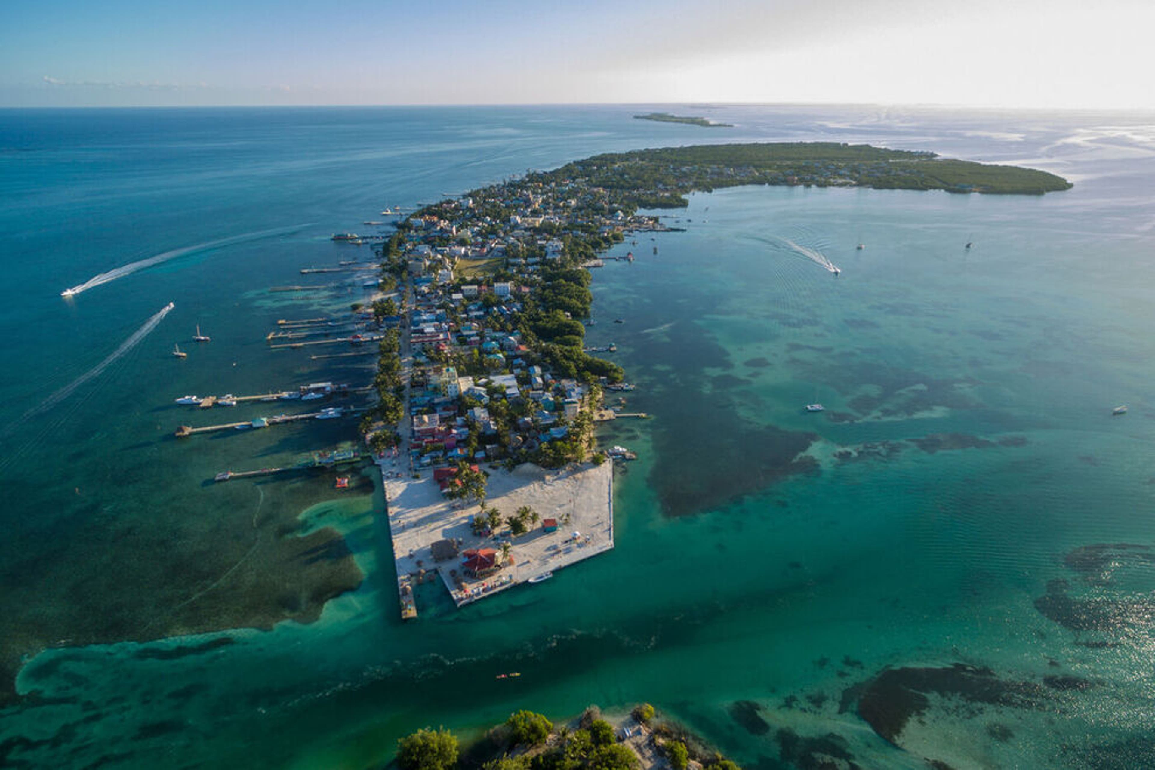 Many people know about Ambergris Caye, but Blaze's Caye Caye Caye Caye Caulker is a great destination for beginners diving