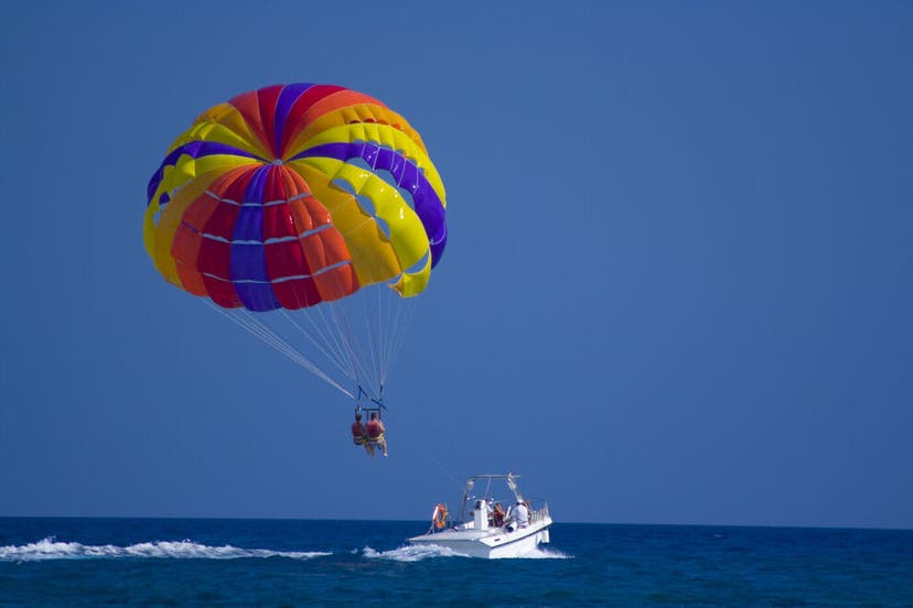 Best Parasailing Spots for 2026 Revealed