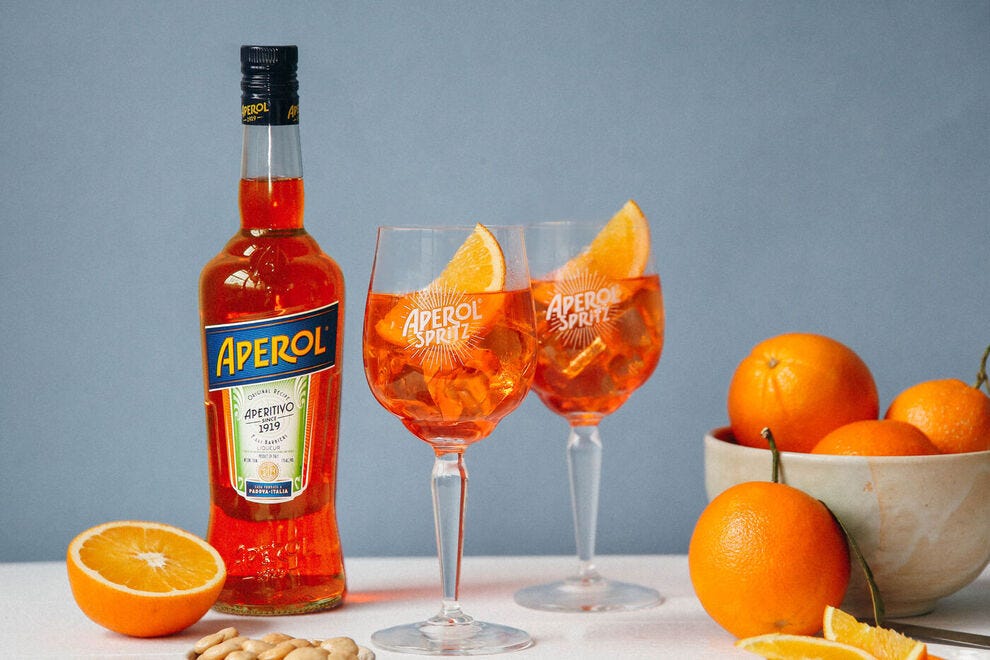 6 spritz recipes that go beyond aperol, recommended by a mixologist